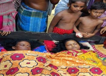 বাড়িতে তড়িতাহত হয়ে মর্মান্তিকভাবে মৃত্যু হল মা ও মেয়ের