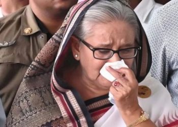 বাংলাদেশের ক্ষমতা পরিবর্তনে আখেরে কার লাভ ? জানুন…