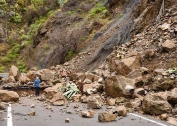 উত্তরাখণ্ডে মেঘভাঙা বৃষ্টিতে একই পরিবারের ৩ সদস্যসহ ৬ জনের মৃত্যু, আহত প্রচুর মানুষ