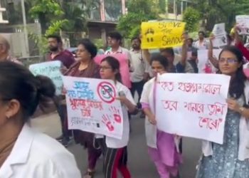 আরজি কর হাসপাতালে তরুণী চিকিৎসকের ধর্ষণ-খুনের ঘটনায় পুলিশমন্ত্রী,স্বাস্থ্যমন্ত্রী ও পুলিশ কমিশনারের পদত্যাগের দাবি করলেন শুভেন্দু অধিকারী