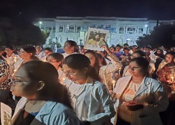 প্রতি ২ ঘন্টা পর পর আমাদের আইনশৃঙ্খলার রিপোর্ট পাঠান…’ কেন হঠাৎ করে সব রাজ্যে এই বার্তা পাঠাল স্বরাষ্ট্র মন্ত্রক?