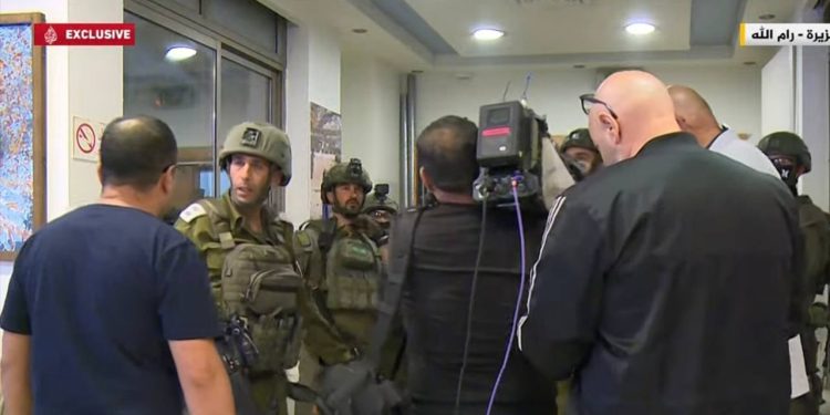 কাতারের নিউজ চ্যানেল আল জাজিরারকে অবিলম্বে ইসরায়েল ছাড়ার নির্দেশ