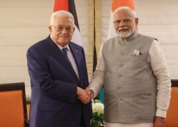 ফিলিস্তিনের প্রেসিডেন্ট মাহমুদ আব্বাসের সঙ্গে দেখা করলেন প্রধানমন্ত্রী নরেন্দ্র মোদী