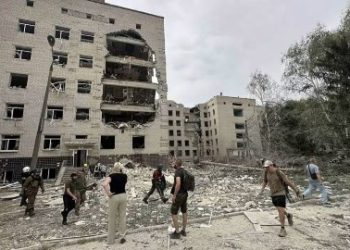 ইউক্রেনের পোলতাভা শহরে রাশিয়ার বিমান হামলায় অন্তত ৫০ জনের মৃত্যু