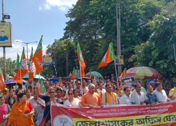 আরজি কর হাসপাতালের ধর্ষণ- খুনের ন্যায় বিচারের দাবিতে বিজেপির কর্মসূচি ঘিরে উত্তপ্ত উত্তরবঙ্গ