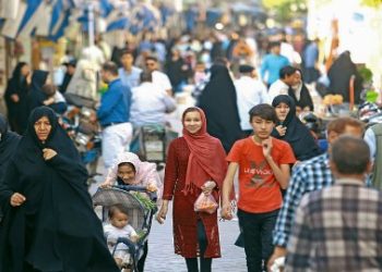 ইরানের ‘রি’ অঞ্চল থেকে আফগান শরণার্থীদের তাড়ানোর পরিকল্পনা শুরু হয়েছে