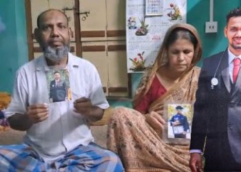 বর্ধমান : ডাক্তারি পড়তে গিয়ে ছাত্রের রহস্যমৃত্য, ৩ বছর ধরে ন্যায়বিচারের অপেক্ষায় বাবা, পাশে দাঁড়ালো চিকিৎসক সংগঠন