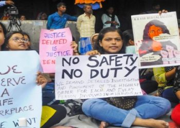 সম্ভাব্য আইনশৃঙ্খলা পরিস্থিতি অবনতির আশঙ্কায় কলকাতার একাংশে মিটিং-মিছিল নিষিদ্ধ করল পুলিশ, জুনিয়র ডাক্তারদের বিক্ষোভকে দমানোর চেষ্টার অভিযোগ