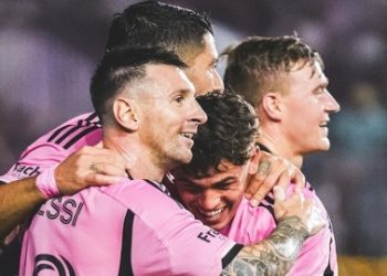 তিন মাস পর ফিরে জোড়া গোল করলেন লিওনেল মেসি