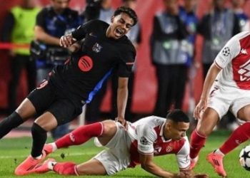 উয়েফা চ্যাম্পিয়নস লিগের শুরুতেই ধরাশায়ী বার্সেলোনা