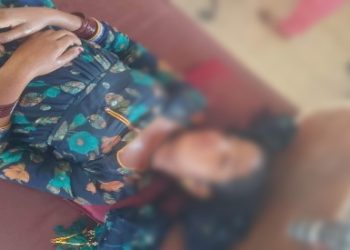 পাকিস্থানে হিন্দু কিশোরীকে গনধর্ষণের পর খুন, বাংলাদেশে হিন্দুদের নিজের জমিতে নির্মিত মন্দির অপসারণের নির্দেশ, গেরুয়া পতাকা লাগানোর অপরাধে গ্রেফতার ২, দুই ইসলামি রাষ্ট্রে জিহাদিদের অত্যাচারে নরকে পরিনত হয়েছে সংখ্যালঘুদের জীবন