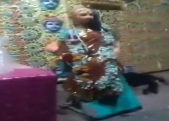 দক্ষিণ ২৪ পরগনার বজবজে লক্ষ্মী প্রতিমার উপর ‘জিহাদি’ হামলা !