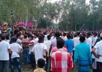 আউশগ্রামে ফুটবল ম্যাচ চলাকালীন তুমুল সংঘর্ষে জড়াল দু’দলের লোকজন, আহত বেশ কয়েকজন