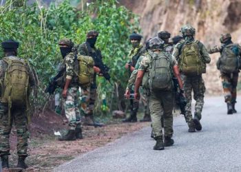 ছত্তিশগড়ে এনকাউন্টারে ৩৬ জন নকশাল নিহত, একে-৪৭ রাইফেল উদ্ধার