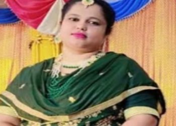 রাস্তায় মোমো খেয়ে মহিলার মৃত্যু, আশঙ্কাজনক অবস্থায় হাসপাতালে ভর্তি ২০ জন