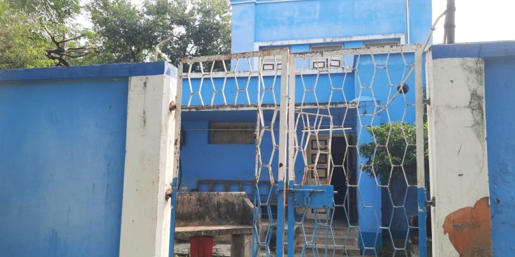 কাটোয়া : নার্সিং হোষ্টেলে ঢুকে নার্সদের উদ্দেশ্যে অশ্লীল অঙ্গভঙ্গি, অন্তর্বাস চুরি করে পালালো মদ্যপ শেখ মুন্না নামে এক যুবক, আতঙ্কিত নার্সরা