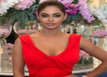 বলিউডে যোগাযোগ না থাকলে কাজ পাওয়া যায় না, প্রতিভা না থাকলেও কাজের অভাব হয় না তারকাদের সন্তানদের : বললেন প্রিয়াঙ্কা চোপড়ার বোন