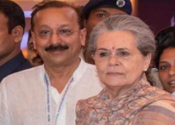 সোনিয়া পুত্রবধূ হয়ে আসার পর থেকে গান্ধী পরিবারে একের পর এক অস্বাভাবিক মৃত্যু ! কংগ্রেসের শাসনকালে এমন অনেক অস্বাভাবিক মৃত্যু হয়েছে যা আজও প্রহেলিকা হয়ে আছে