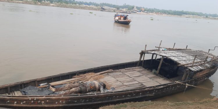 মুর্শিদাবাদে ভাগিরথীতে তলিয়ে যাওয়া যুবকের দেহ উদ্ধার হল কাটোয়ায়