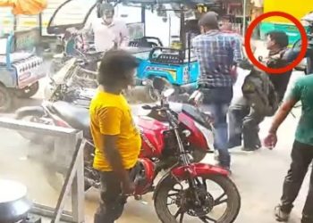 ফেসবুকের প্রেমিকাকে বিয়ে করতে গিয়ে বেদম মার খেলেন যুবক, কারন জানলে বিবাহিত পুরুষরা আর সোশ্যাল মিডিয়ায় প্রেম করবেন না