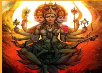 গায়ত্রী মন্ত্র : অর্থ, তাৎপর্য এবং উপকারিতা