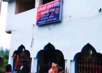 জয়নগরে ৯ বছরের মেয়ের ধর্ষণ -খুনের ঘটনায় অপরাধ স্বীকার করেছে ধৃত মোস্তাকিন, গনরোষের মুখে পড়ে পালালেন সাংসদ ও বিধায়ক
