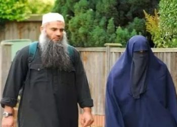 উজবেকিস্তান মুসলিমদের দাড়ি রাখা নিষিদ্ধ, দাড়িওয়ালাদের ৪০০ ডলার জরিমানা করা হবে