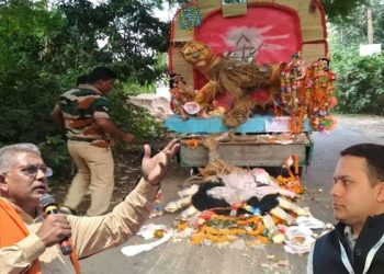 শ্যামপুরে হিংসার ঘটনা : ‘গ্রেটার বাংলাদেশের পথে পশ্চিমবঙ্গ’- বললেন দিলীপ ঘোষ, ‘বাঙালি হিন্দুদের কি ধর্মীয় উৎসব ত্যাগ করতে হবে ?’ অমিত মালব্যর প্রশ্ন