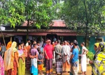 বাংলাদেশ : দুটি টিউবওয়েলের জলে চেতনানাশক মিশিয়ে ৫ হিন্দুর বাড়িতে সর্বস্ব লুটপাট