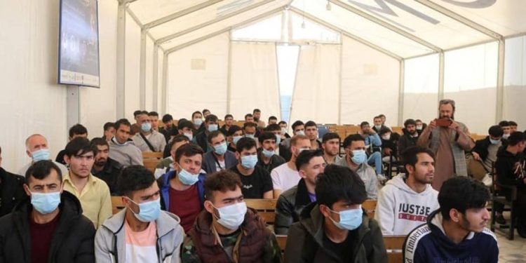 তুরস্ক ৩০০ জনেরও বেশি আফগান শরণার্থীকে তাড়িয়ে দিয়েছে