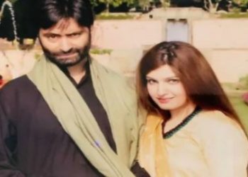 রাহুল গান্ধীকে চিঠি লিখেছেন রাষ্ট্রদ্রোহী ইয়াসিন মালিকের স্ত্রী