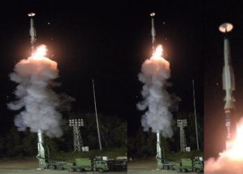 ভারত সফলভাবে হাইপারসনিক মিসাইলের পরীক্ষা করেছে, ১,৫০০ কিমির বেশি দূরত্বের লক্ষ্যে শব্দের ৫ গুণ গতিতে গিয়ে আঘাত হানতে সক্ষম 