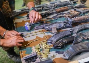 আফগানিস্তানে মার্কিন বাহিনীর ফেলে যাওয়া অস্ত্র কাশ্মীরে খতম সন্ত্রাসীদের কাছ থেকে উদ্ধার