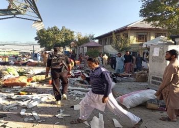 পাকিস্তানের রেলস্টেশনে বিস্ফোরণ, ২০ জন নিহত, আহত ৩০