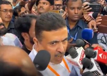 ভিসা ও বানিজ্য পুরোপুরি বন্ধের ডাক দিয়ে শুভেন্দু অধিকারী বাংলাদেশ সরকারকে বললেন, ‘করাচিতে চিকিৎসা করাতে যাবেন, ভারতে আসবেন না’