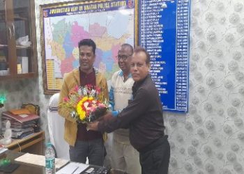 সদ্য দায়িত্বপ্রাপ্ত ওসিকে সংবর্ধনা দিল ভাতারের হোয়াটসঅ্যাপ গ্রুপ