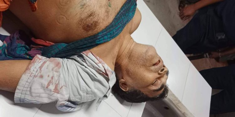 বাংলাদেশের লক্ষ্মীপুরে হিন্দু ব্যবসায়ীকে কুপিয়ে খুন করল ছিনতাইবাজরা