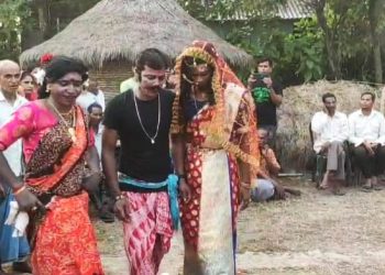 প্রাচীন বাদাই গানের উৎসবে মেতে উঠল মন্তেশ্বরের করন্দা গ্রাম