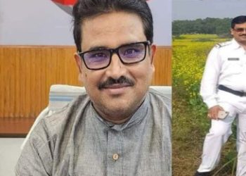 মুখ্যমন্ত্রীর ‘বালি- কয়লা-সিমেন্ট চুরি’ মন্তব্যের পরেই সাসপেন্ড বারাবনি থানার ইনচার্জ