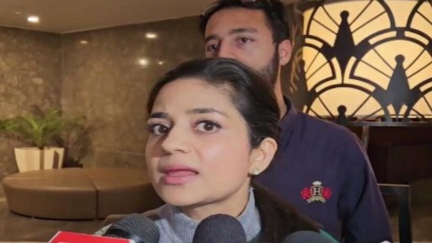 ইসলামকে ‘ধর্মনিরপেক্ষ’ বলে ফের হিন্দুত্বকে ‘ঘৃণার দর্শন’ বললেন মেহবুবা মুফতি কন্যা ইলতিজা মুফতি