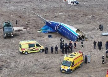 কাজাখস্তানে ৭০ জনের বেশি যাত্রী নিয়ে বিধ্বস্ত হল বিমান, সন্দেহ হাইজ্যাক