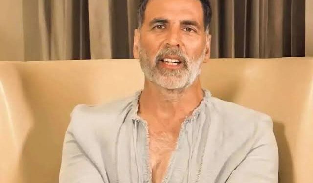 হাউসফুল ৫-এর সেটে স্টান্ট দৃশ্য করতে গিয়ে আহত হয়েছেন অক্ষয় কুমার