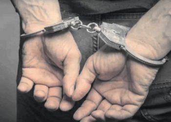 বাংলাদেশি রবিউল ইসলামকে আশ্রয় দিয়েছিল এদেশি খাইরুল মণ্ডল, ব্যবস্থা করে দিয়েছিল ভুয়ো পরিচয়পত্রও, দু’জনকেই পাকড়াও করল কুমারগঞ্জ পুলিশ