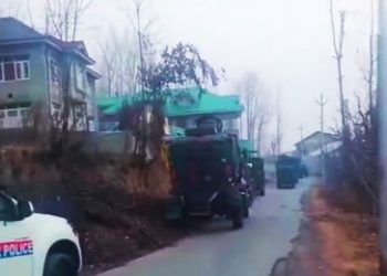 জম্মু-কাশ্মীরের কুলগামে ৫ সন্ত্রাসীকে খতম করল সেনাবাহিনী আহত দুই জওয়ান