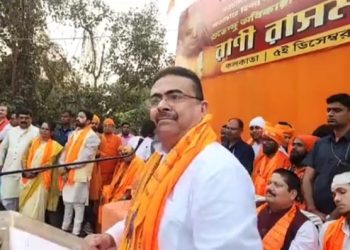 ‘সাত দিন পেট্রোপোল বন্ধ করলে বাংলাদেশিরা ইউনূসের চামড়া তুলে নিয়ে আসবে’ : বললেন শুভেন্দু অধিকারী,পাশাপাশি মমতা ব্যানার্জির অভিবাসন নীতি নিয়ে রাজ্যের হিন্দুদের সতর্ক করে দিলেন