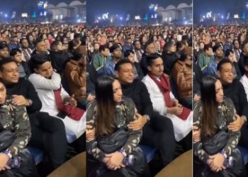 ঢাকায় গানের অনুষ্ঠানে তরুনীকে কোলে বসিয়ে গায়ে হাত বোলানো ভিডিও ভাইরাল, সাংবাদিক শোয়েব চৌধুরীর প্রতিক্রিয়া : ‘ইসলামপন্থী ও জিহাদিরা নারীদেরকে যৌন দাসী ভাবে’