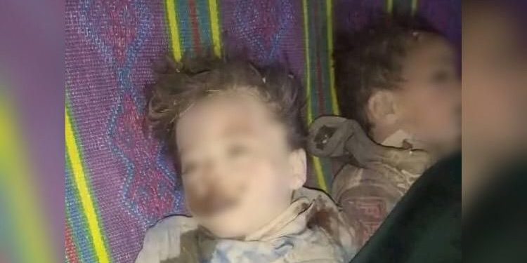 আফগানিস্তানে বিমান হামলা চালিয়েছে পাকিস্তান ; নারী ও শিশুসহ ১৫ টি মৃতদেহ উদ্ধার, সম্পূর্ণ ধ্বংস হয়ে গেছে একটি গ্রাম