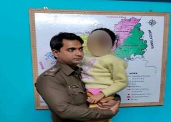 মালদায় ব্যবসায়ীর অপহৃত ৭ বছরের মেয়েকে রায়গঞ্জ থেকে উদ্ধার, আগ্নেয়াস্ত্রসহ গ্রেফতার ২ অপহরণকারী ইজাজ আহমেদ ও রাজু মুস্তাফা