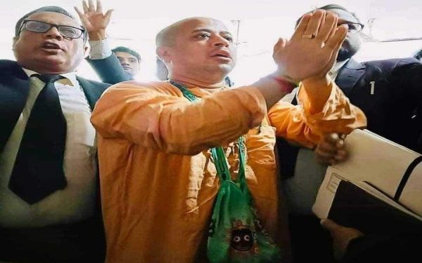 চিন্ময় কৃষ্ণ প্রভূকে প্রধান আসামী করে আরও ৭৩ জন হিন্দুর বিরুদ্ধে গুরুতর অভিযোগে মামলা দায়ের করেছে বিএনপির জঙ্গি মহম্মদ এনামুল