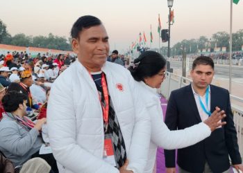 দিল্লিতে প্রধানমন্ত্রীর মুখোমুখি হয়ে চমকে দেওয়া অভিব্যক্তির কথা শোনালেন তৃণমূল কংগ্রেসের রাজ্য নেতা